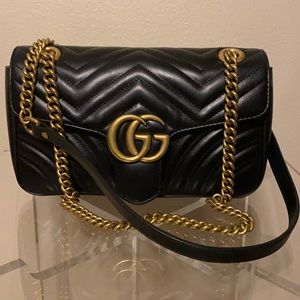 Gucci MARMONT MATELASSE handbag black leather gold chain comes wit…